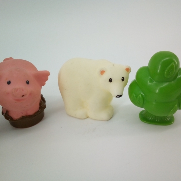 Fisher-Price Little People 5 Piece Set Barn Arctic Trees Animal Animals Toys - Picture 3 of 8